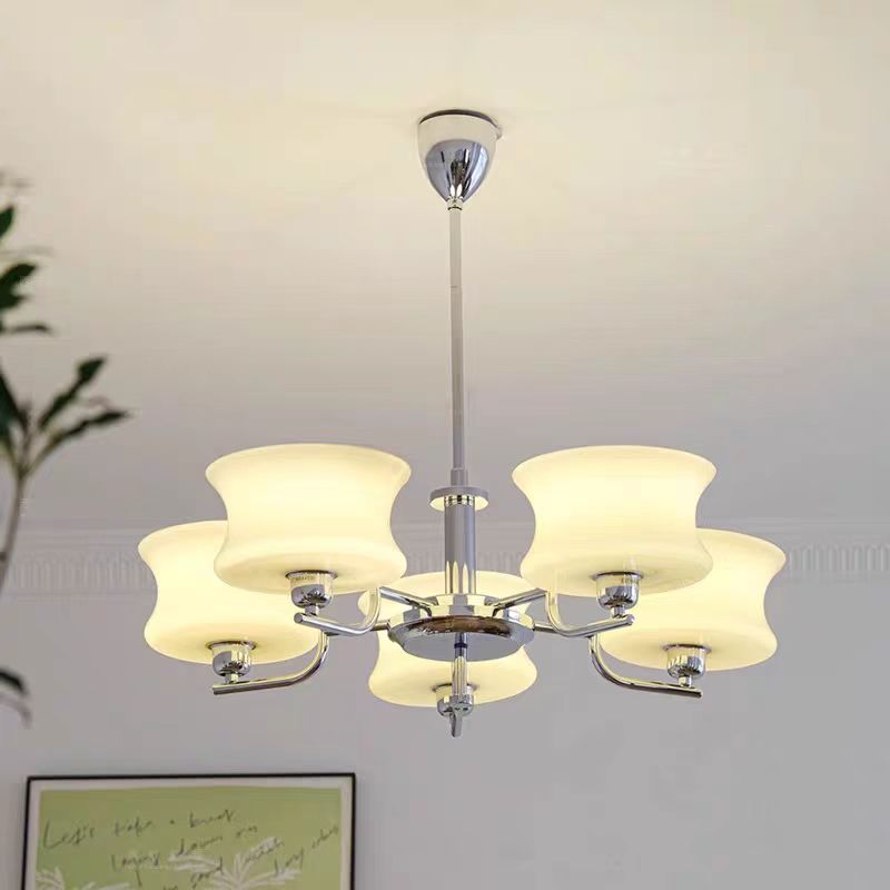Interior Design Years - Belue lustre francês branco leitoso luz