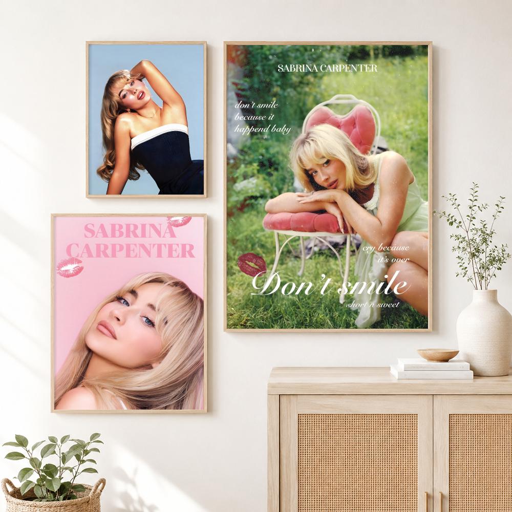 Pôster de Sabrina Carpenter pa - Interior Design Poster avaliação e preço